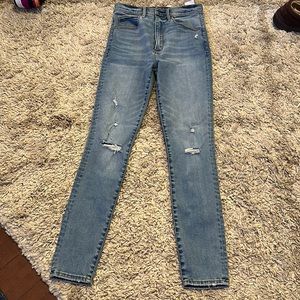Abercrombie Ultra High Super Skinny Jeans